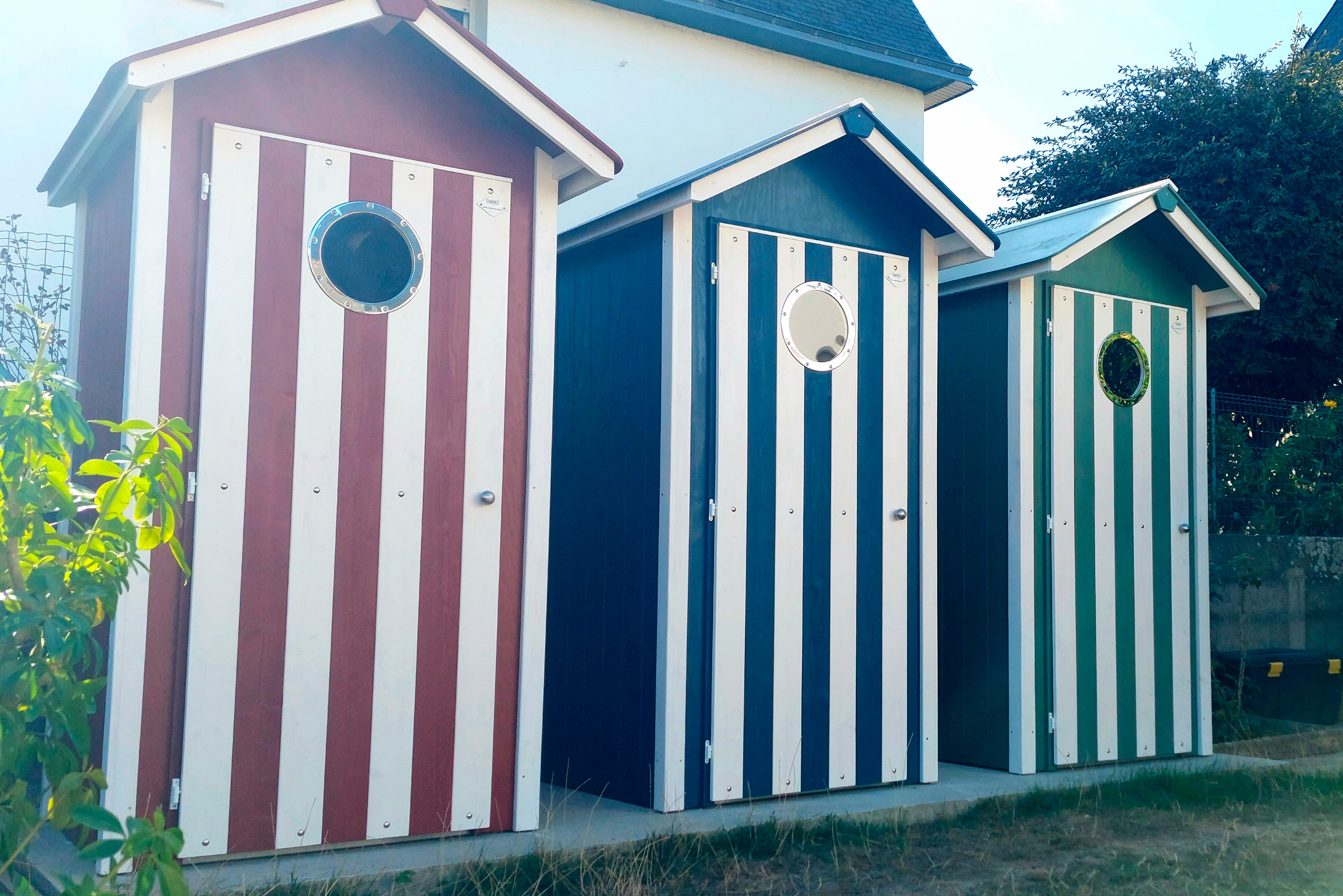 Cabine à l'ouest - Cabines de plage en bois